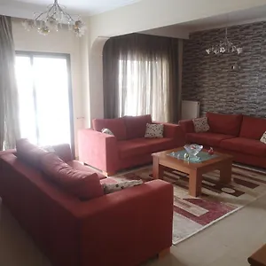 Comfortable In Kato Toumpa Apartment